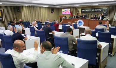 Battalgazi Belediye Meclisinde İçkili Yer Bölgesi Kararı Oy Birliğiyle İptal Edildi