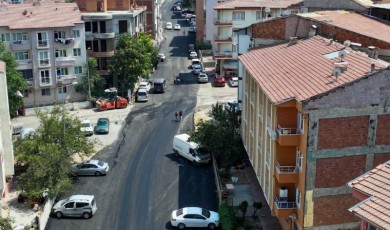 Çukurdere Mahallesi Serilen 1.250 Ton Sıcak Asfaltla Yeni Bir Çehreye Kavuştu