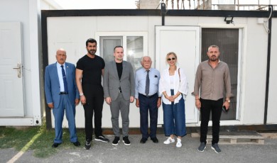 Cumhurbaşkanlığı Kararıyla Atanan Eşref Doğan Dede Ziyaretçilerini Ağırladı