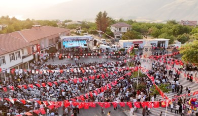 Doğanyol İkinci Yöresel Ürünler Festivalinde Binlerce Kişi Bir Araya Geldi