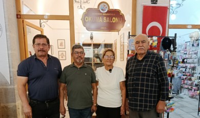 Emekli Akademisyen Yarım Asır Sonra Köklerinin Peşine Düştü