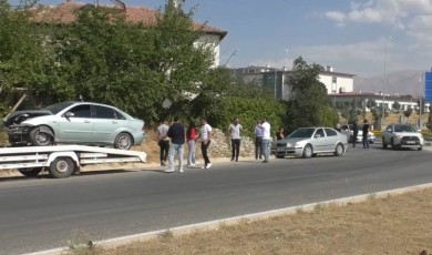 Malatya'da 1,5 Saat Arayla İki Kaza: 5 Yaralı