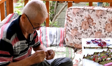 Seksen Yaşındaki Hasan Gazi Ağacalar Ailesinden Miras Kalan Üzerlik Kültürünü Sürdürüyor