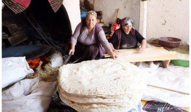 Doğan DAĞ / Bir Avuç Davin, Bir Külah Çocukluk