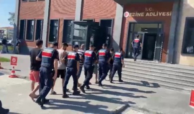 Göçmen Kaçakçılarına 18 İlde Darbe: 43 Şüpheli Tutuklandı