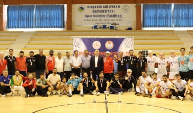 Görme Engelli Sporcular Kırşehir’deki Zorlu Müsabakalarda Engel Tanımadığını Bir Kez Daha Kanıtladı