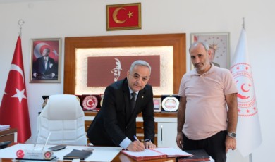 Koruma Altındaki Çocuklara ve Ayrılan Gençlere Yeni Destek Protokolü İmzalandı