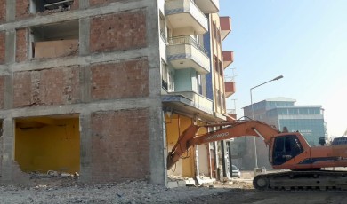 Malatya’da Deprem Enkazından 300 Milyon TL’lik Ekonomik Değer Çıktı
