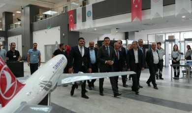 Uçak Park Kapasitesi Artan Malatya Havalimanı Yeni Binasıyla Kapılarını Açtı