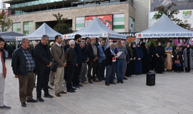 Azerbaycan'da Başörtülü Öğretmen ve Öğrencilere Yönelik Kararların İptal Edilmesi İstendi
