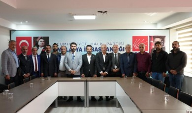 CHP Malatya’da Gerilim Tırmanıyor: 13 İlçe Başkanı Satılmış’ın Yanında