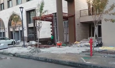 Çınarlı Camisi’nin Karşısında İnşaat Devam Ediyor: Yetkililer Neden Müdahale Etmiyor?