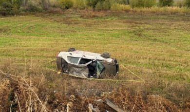 Doğanşehir’de Yağış Nedeniyle Takla Atan Otomobildeki 2 Kişi Yaralandı