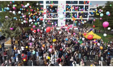 Kanseri Yenen Küçük Hasan Hüseyin Hayali Olan Balon Uçurma Etkinliğiyle Taburcu Oldu