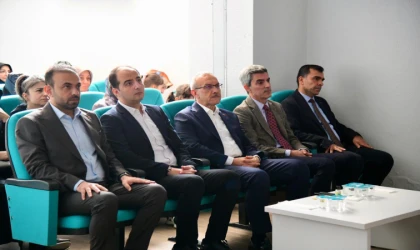 ​Malatya Valisi Seddar Yavuz Okul Aile Birliği Toplantısında Önemli Mesajlar Verdi