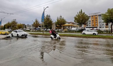 MASKİ Yetkilileri Sel Riskine Karşı Uyardı! Hafta Boyunca Kuvvetli Yağış Bütün Kenti Etkisi Altına Alacak