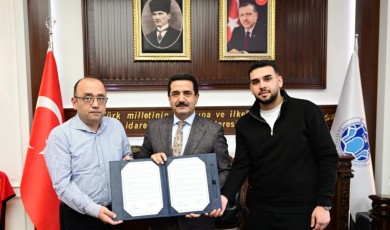 Paşaköşkü Mahallesi'ne Müjdeli Haber! Yeni Taziye Evi İçin İmzalar Atıldı