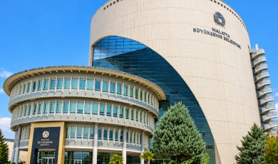 Sayıştay Raporu Malatya Büyükşehir Belediyesi'ndeki Borç ve İhale Açıklarını Ortaya Koydu