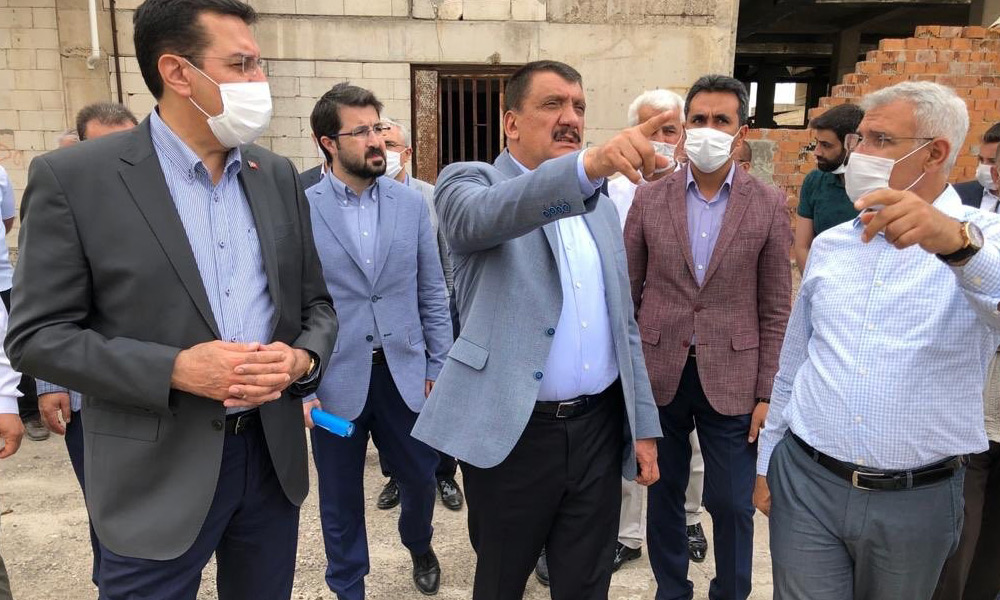 Atıl şekilde bekleyen bina...