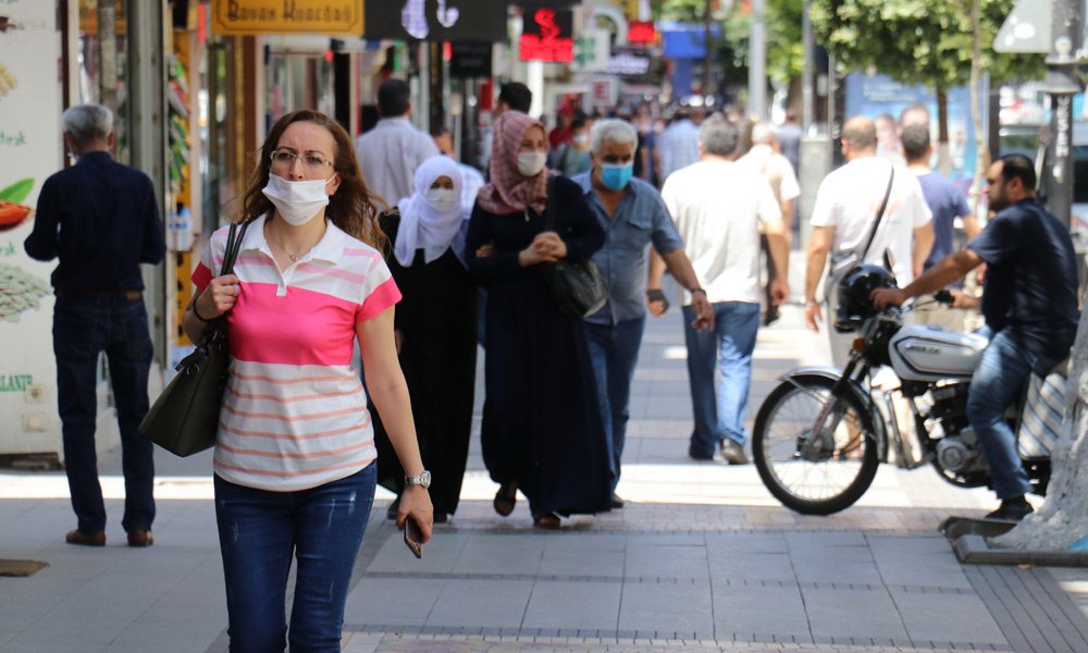 Maskeli şehir 'Malatya'