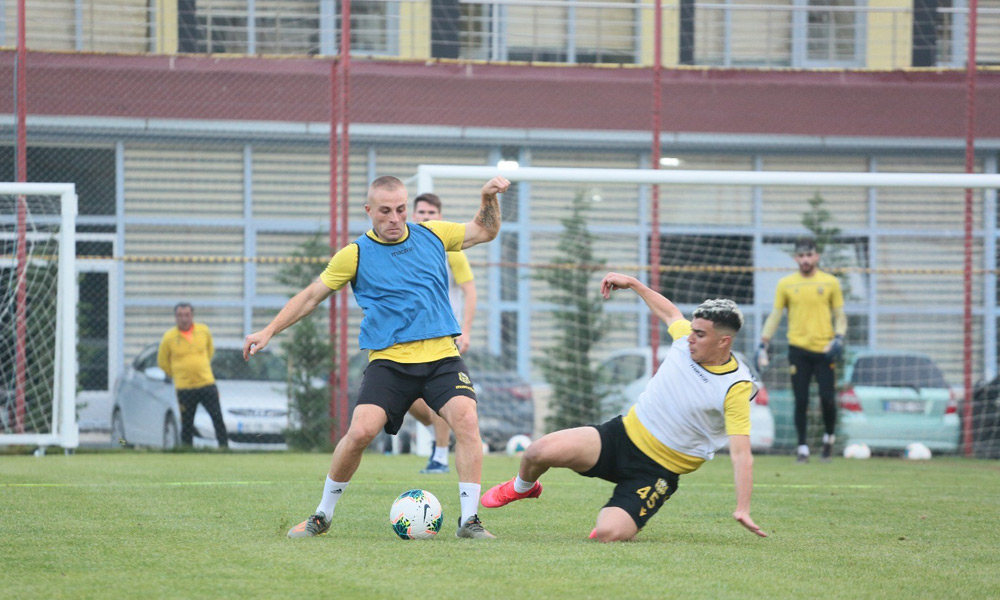 Gözler Fenerbahçe maçına çevrildi