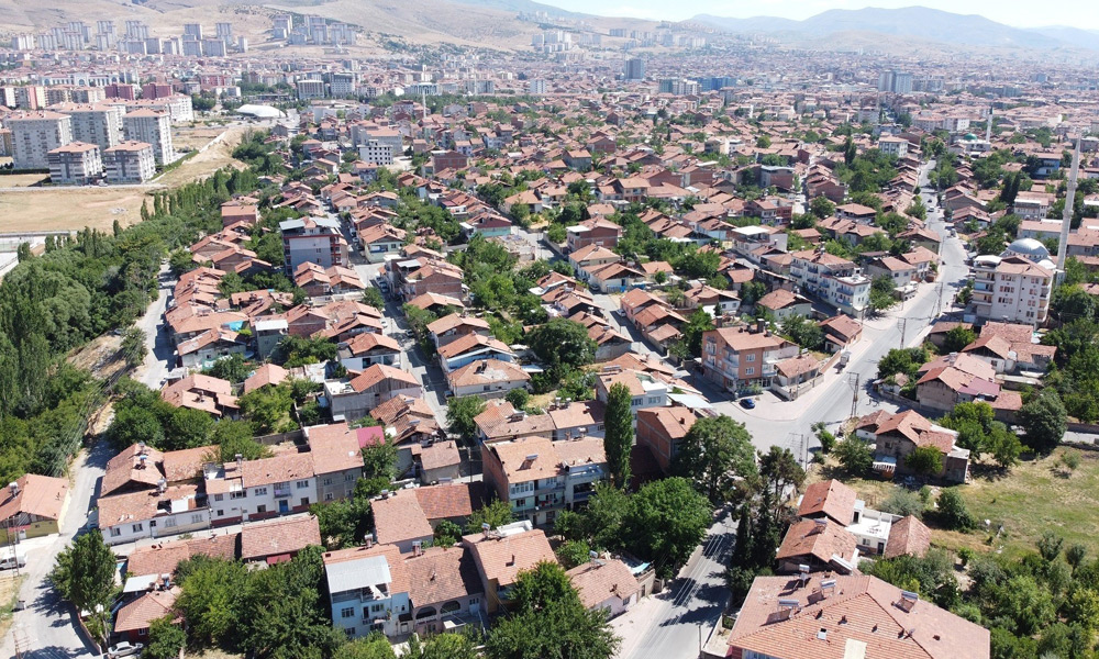 İlk neşter vuruluyor