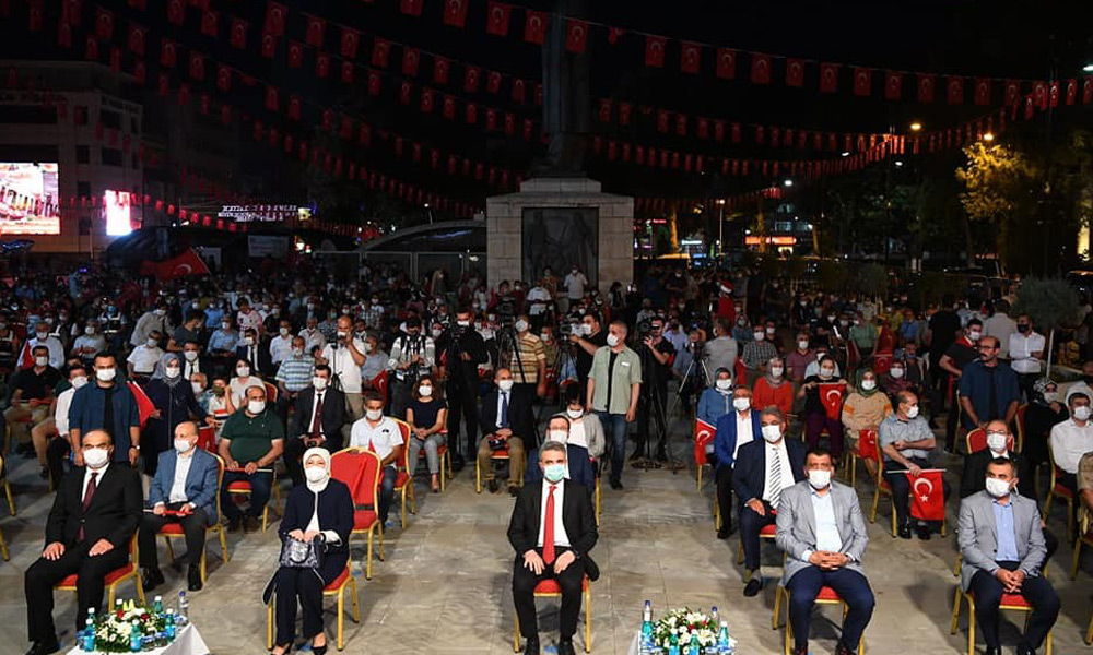 4 yıl önce olduğu gibi...