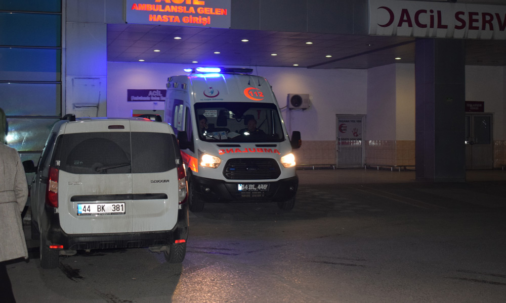 Otomobilin çarptığı genç hayatını kaybetti