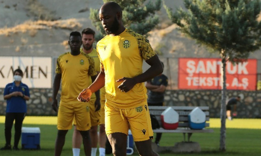 Yeni transferler kampa katılacak