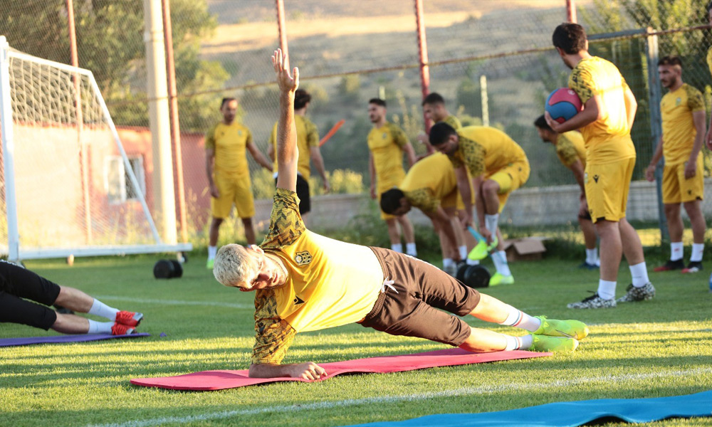 3 Arjantinli futbolcu ile anlaşmaya varıldı