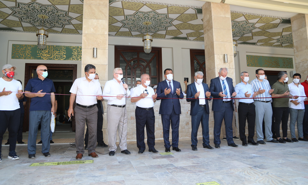 4 bin kişinin ibadet yapacağı cami açıldı