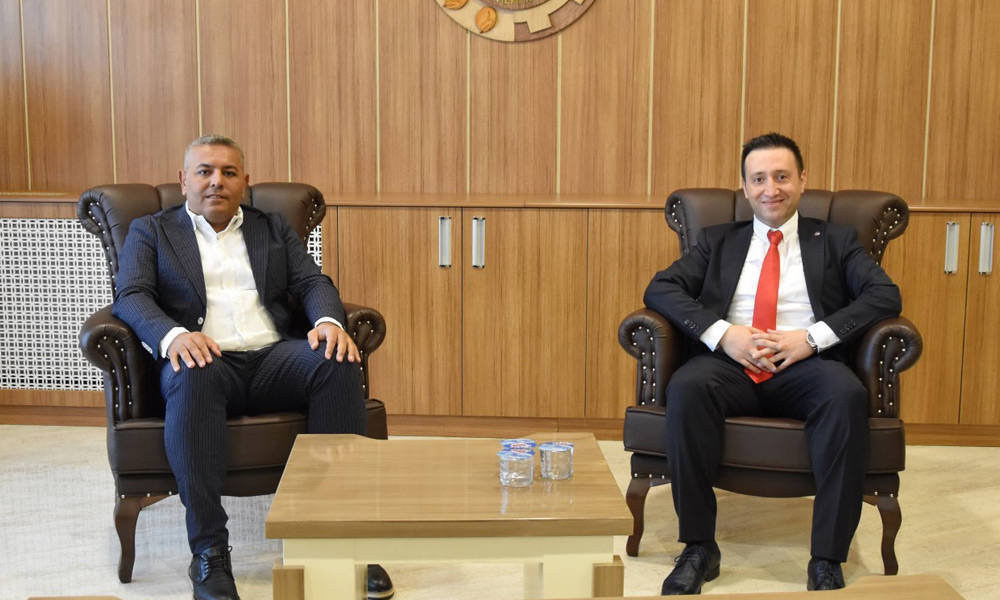 Sadıkoğlu: Bu hizmetleri iş ve aş bakımından önemsiyoruz
