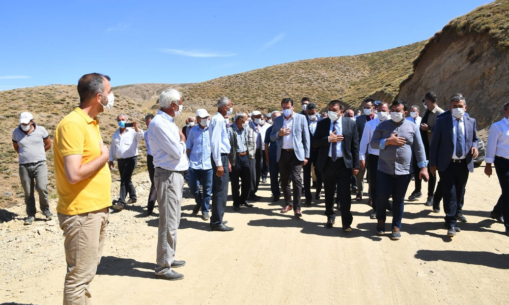 Gürkan: Sıkıntılara rağmen yatırımlar devam ediyor