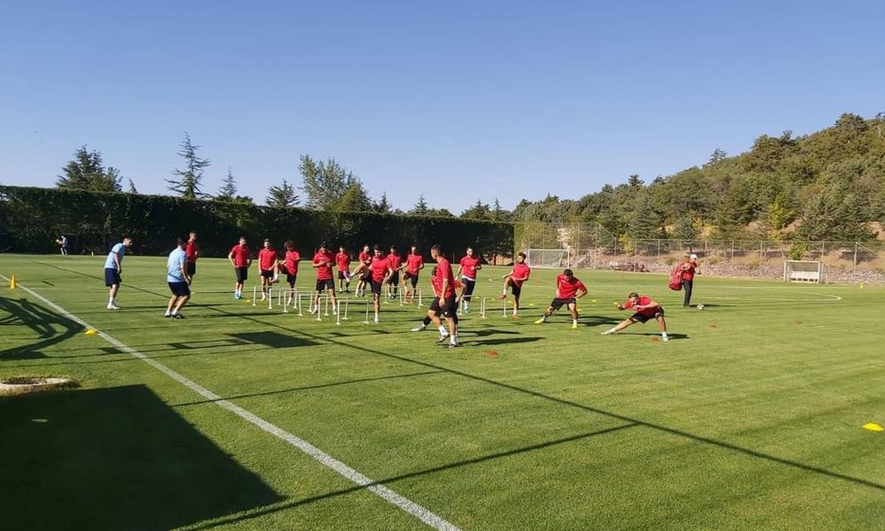 Gülerce: Önemli oyuncuları kadromuza kattık
