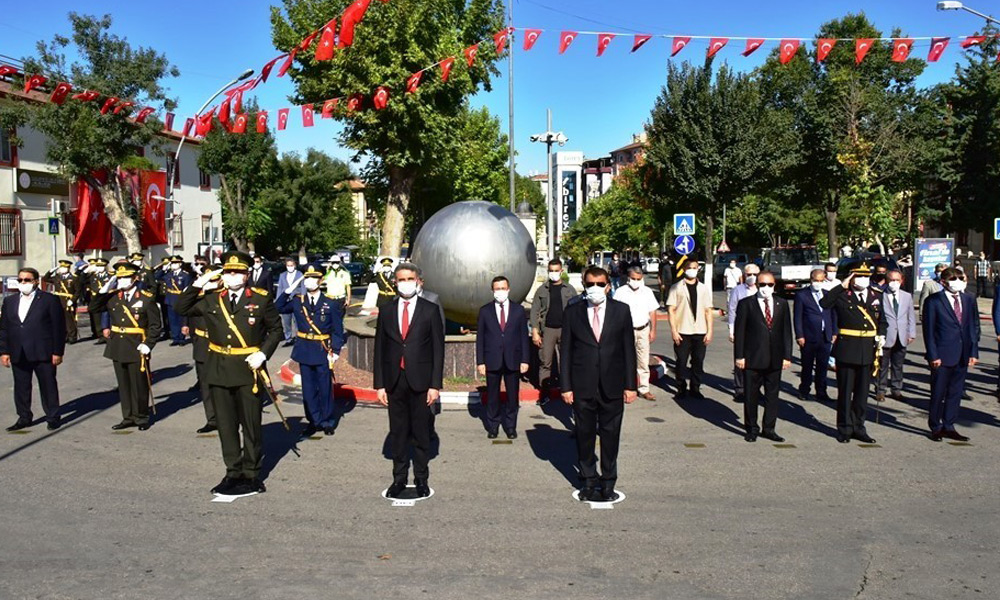 Malatya’da Zafer Bayramı kutlandı