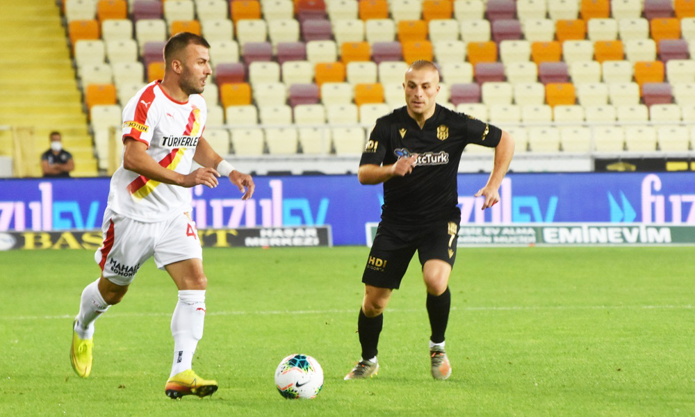 Yeni Malatyaspor, Umut Nayir'i ikna etmeye çalışıyor