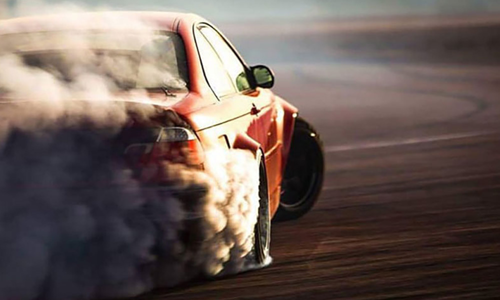 Drift yapan sürücülerin ehliyetleri alındı!