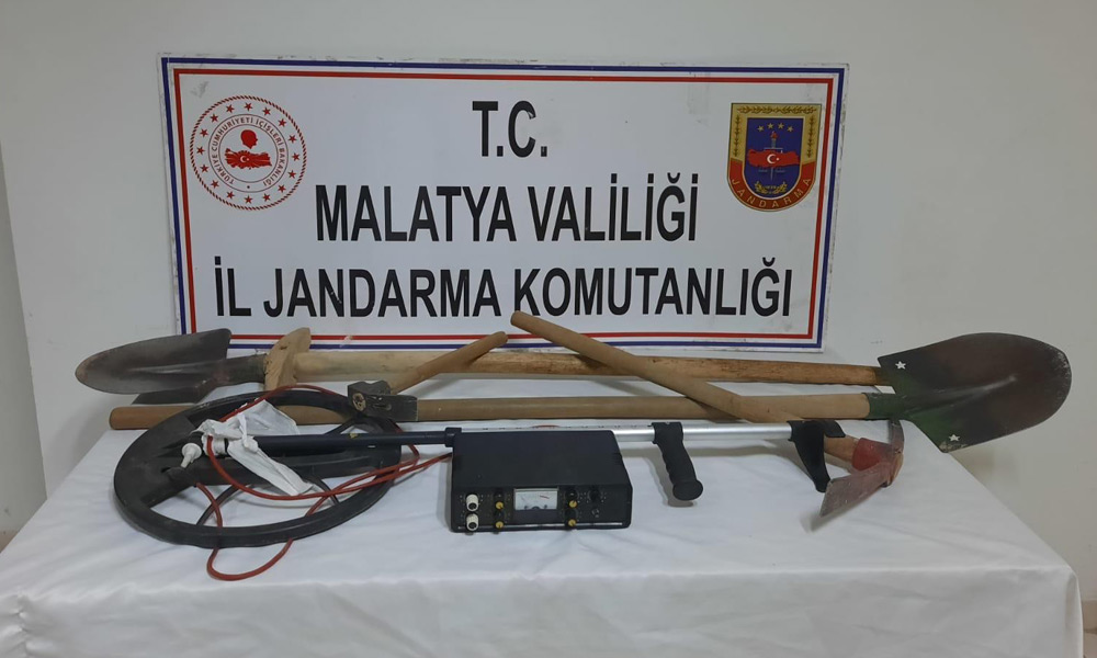 5 şüpheli suçüstü!...