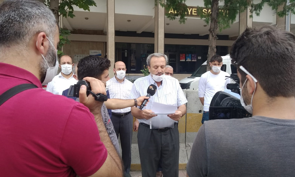 Erol Mütercimler'e tepki yağıyor!