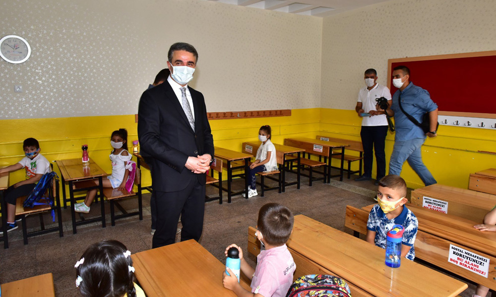 Bazı kademelerde yüz yüze eğitim başladı!