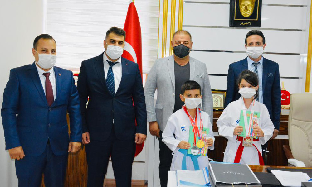 Başarılı sporcular ödüllendirildi!