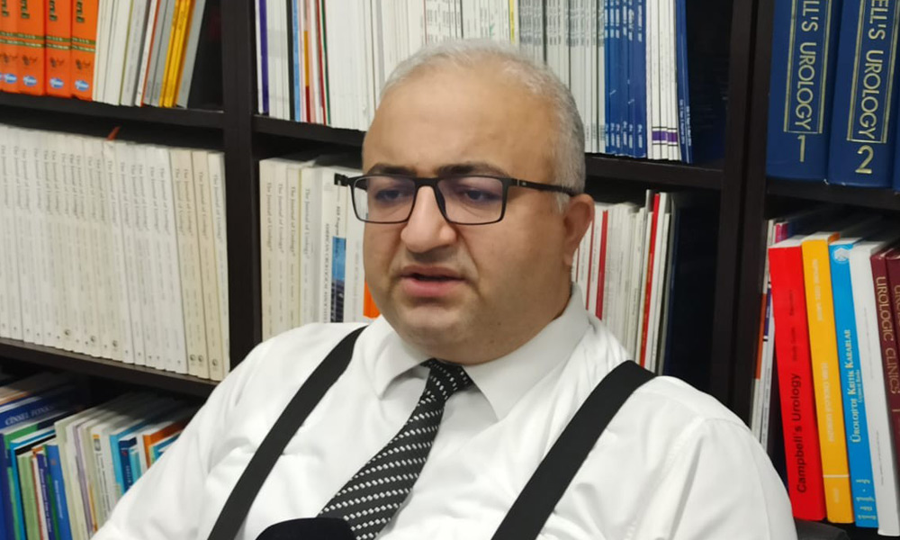 Beytur: 400’ün üstünde sağlıkçı Covid-19 oldu