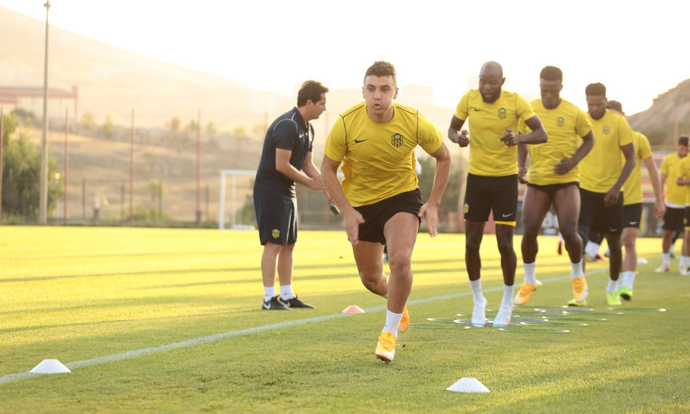 Hamzaoğlu, yeni oyunculara görev verebilir