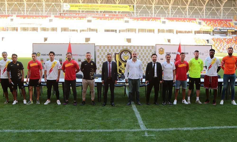 17 isim kadroya katıldı!
