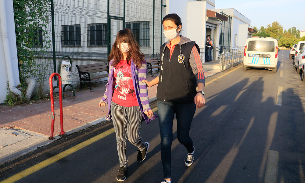 'Swinger'in şifresi: 'Kelle'