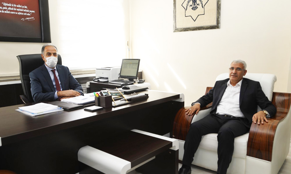 Güder: Müdürümüzün yanındayız!