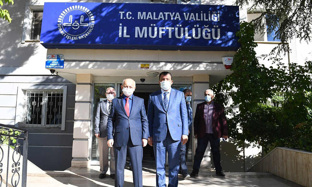 Gürkan: “Bizim için yılın her günü camiler haftasıdır”