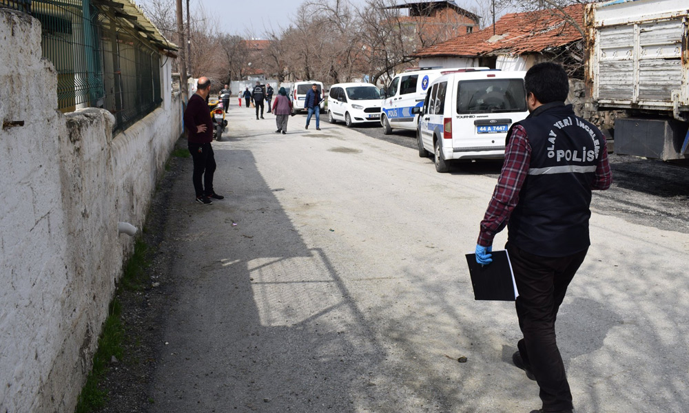 Silahlı küfür kavgası!