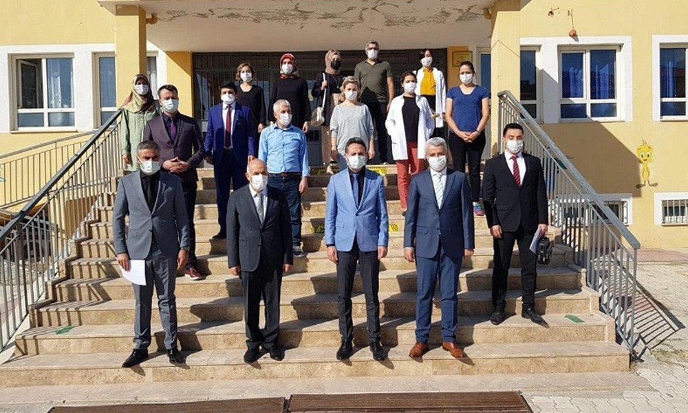 ‘Öğretmenim Doğaya da Nefes Ol’