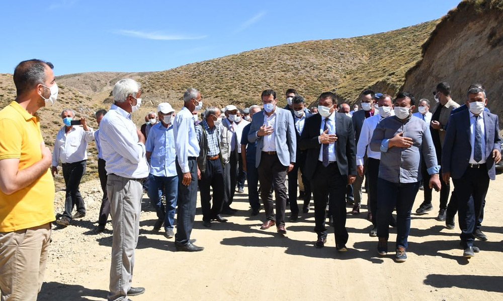 Gürkan, “Asfaltsız yerleşim yeri kalmayacak”